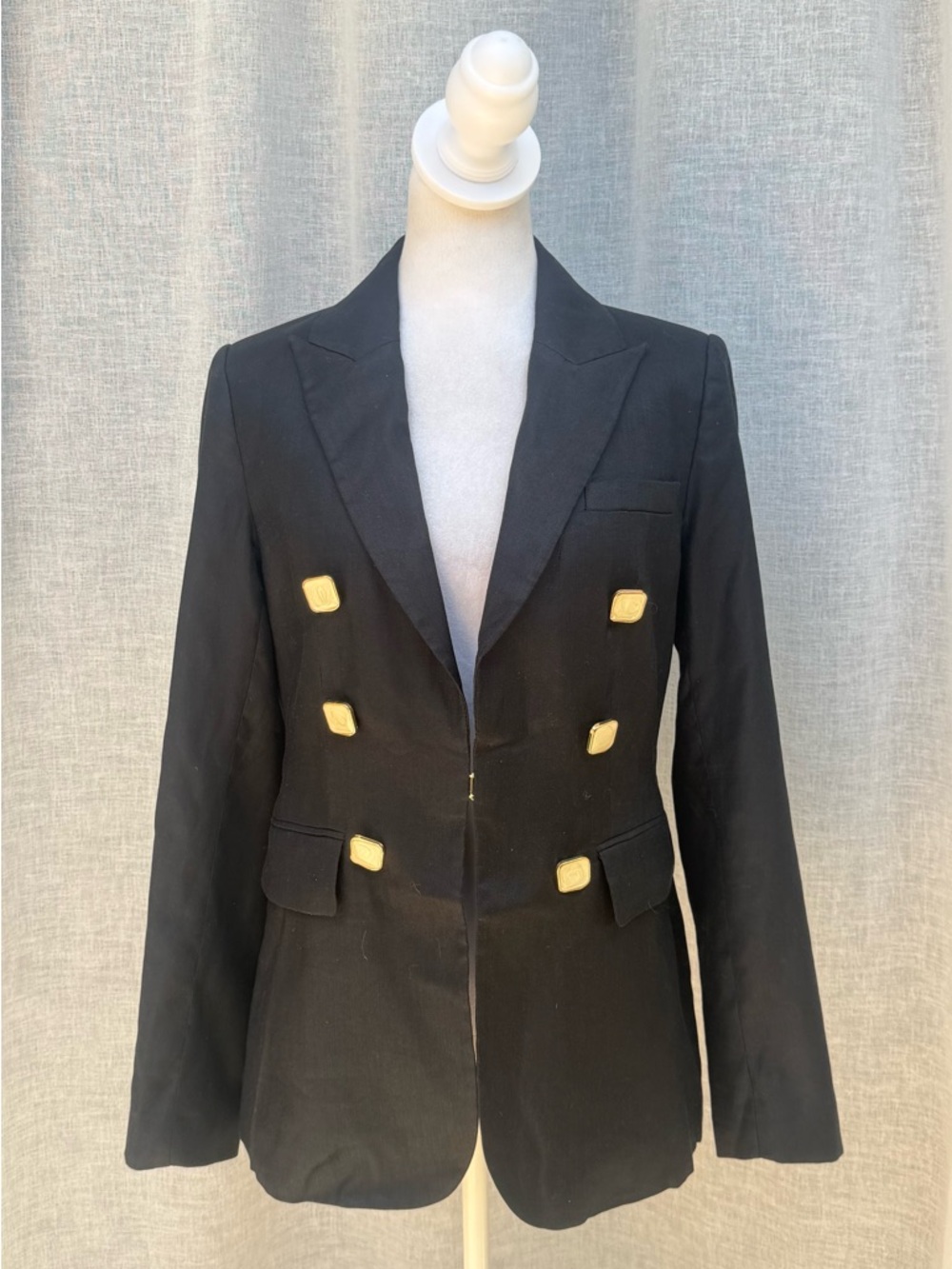 Elie Tahari linen blend black double breasted pearly square buttons blazer